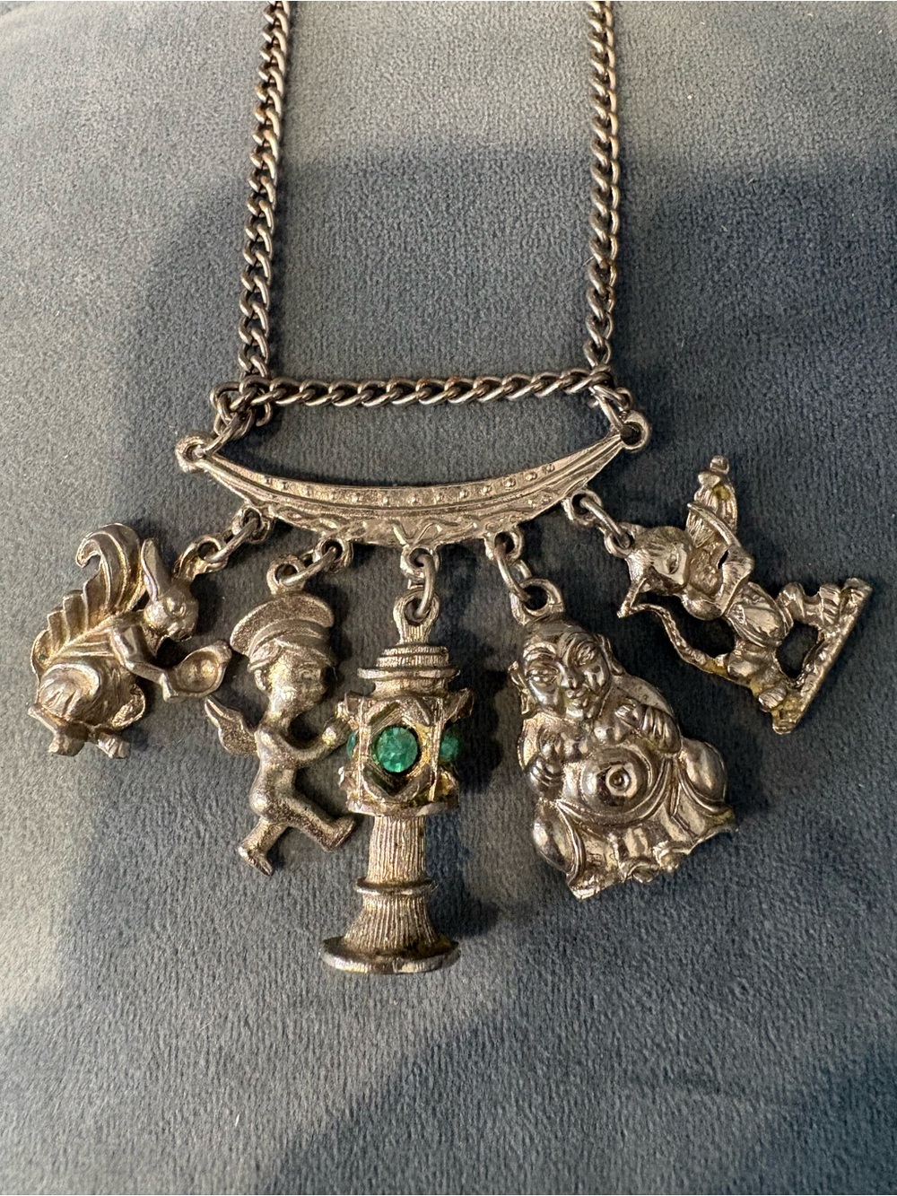 Vintage Silver-Tone Charm Necklace with 5 charms-
